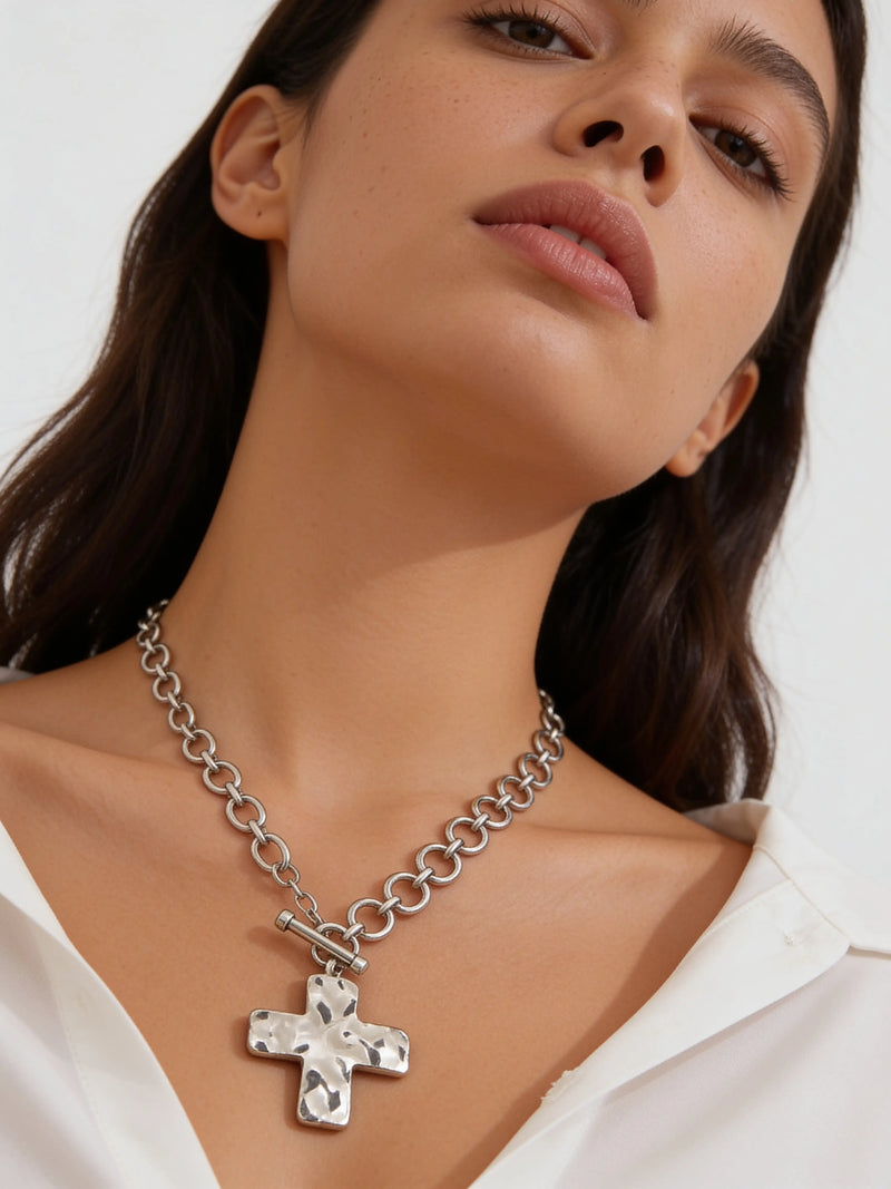 Eternal Hammered Necklace
